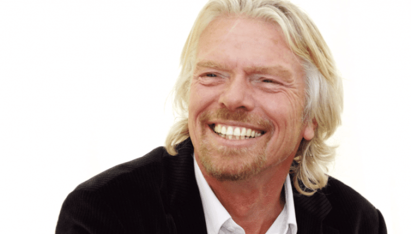 Richard Branson, le PDG de Virgin appelle les membres de la CND à approuver les recommandations de l’OMS